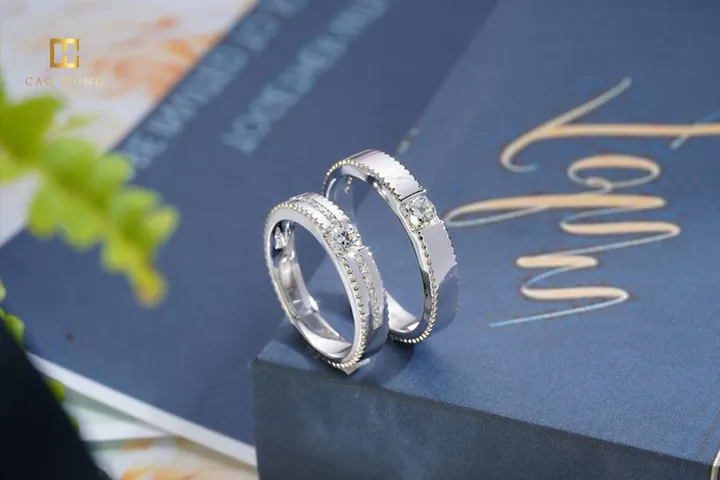 Cập Nhật Giá Nhẫn Bạch Kim Nam Mới Nhất Theo Thiết Kế Và Chất Liệu