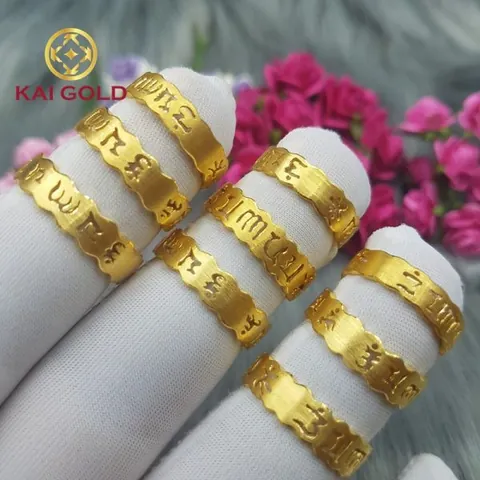 Hướng Dẫn Đeo Nhẫn Bình An Ngón Nào Theo Giới Tính Và Ý Nghĩa Phong Thủy Hướng Dẫn Đeo Nhẫn Bình An Ngón Nào Theo Giới Tính Và Ý Nghĩa Phong Thủy
