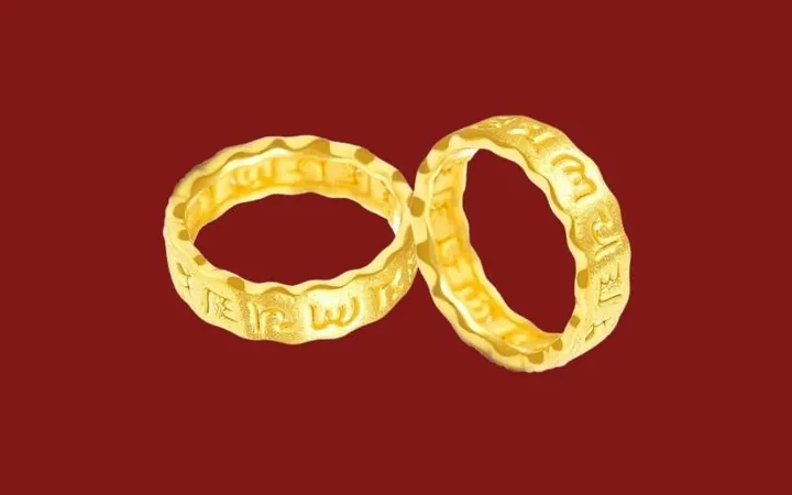Hướng Dẫn Đeo Nhẫn Bình An Ngón Nào Theo Giới Tính Và Ý Nghĩa Phong Thủy Hướng Dẫn Đeo Nhẫn Bình An Ngón Nào Theo Giới Tính Và Ý Nghĩa Phong Thủy
