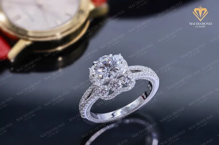 Khám Phá Nhẫn Kim Cương Tự Nhiên Nữ (hột Xoàn) Cho Phái Đẹp: Các Mẫu Thiết Kế, Chất Liệu Và Bảng Giá Mới Nhất Khám Phá Nhẫn Kim Cương Tự Nhiên Nữ (hột Xoàn) Cho Phái Đẹp: Các Mẫu Thiết Kế, Chất Liệu Và Bảng Giá Mới Nhất