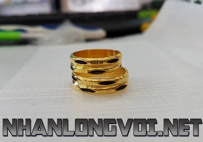 Giá Nhẫn Lông Voi Vàng Bao Nhiêu Và Các Loại Vàng Phổ Biến Hiện Nay