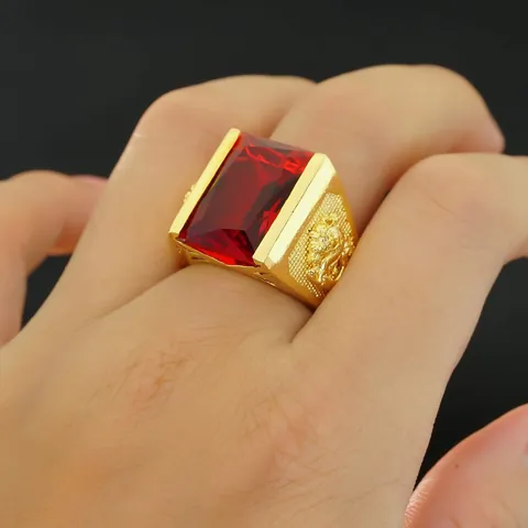 Tổng Hợp Nhẫn Nam Vàng 18k Tầm Giá 5 Triệu Cho Quý Ông Muốn Mua Trang Sức Vừa Túi Tiền