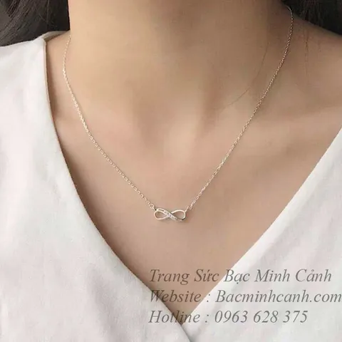 Giải Mã Ý Nghĩa Dây Chuyền Vô Cực: Biểu Tượng Tình Yêu Vĩnh Cửu Và Sự Gắn Kết